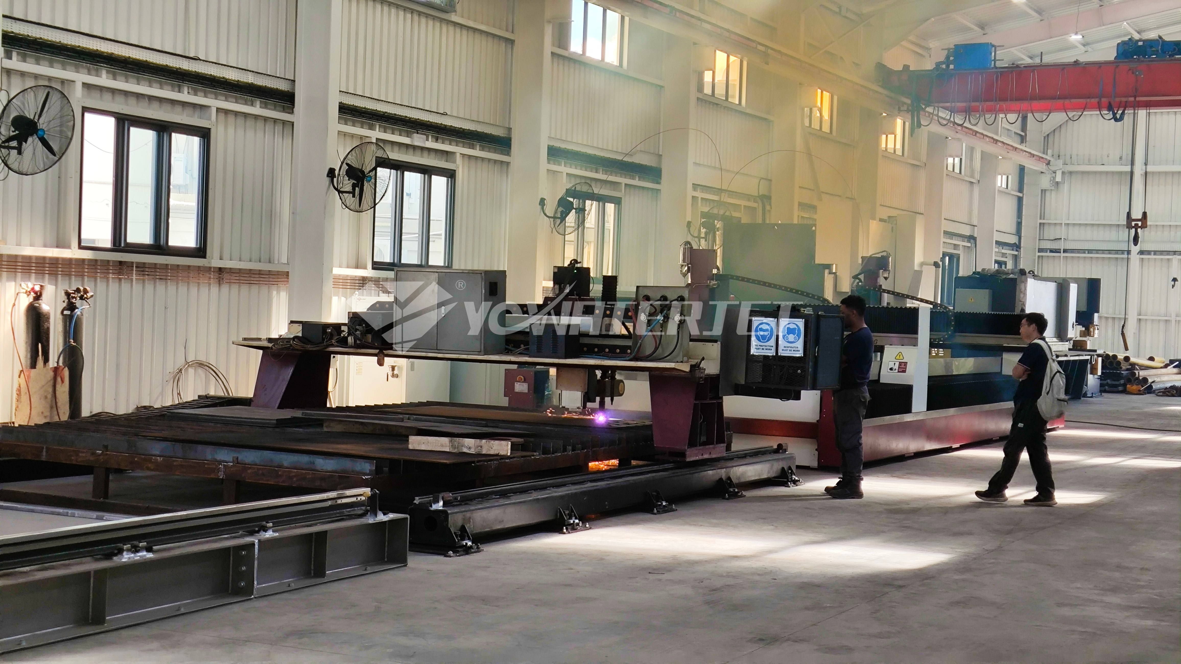 Plasma cutting head Cabeça de corte por plasma