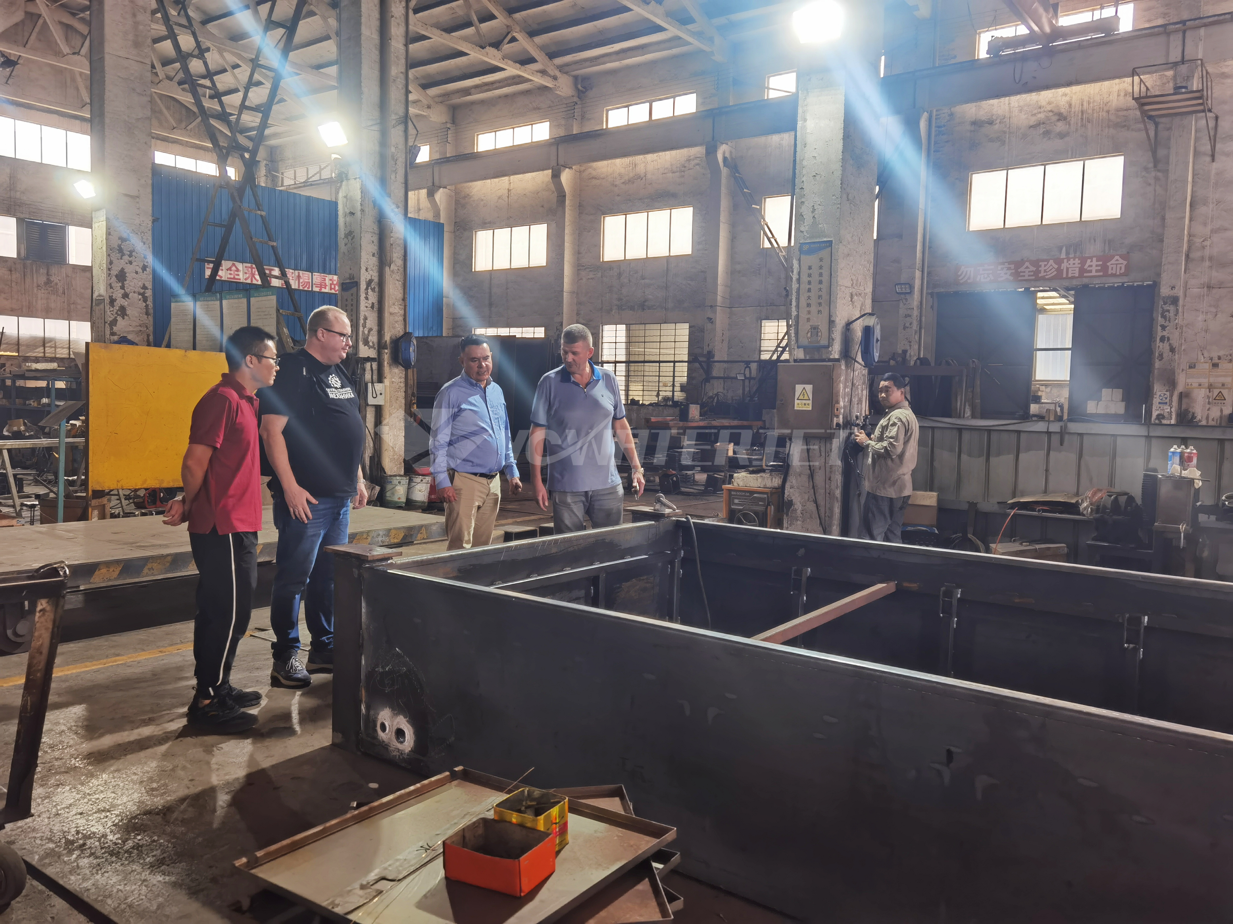 produ&ccedil;&atilde;o de mesa de corte