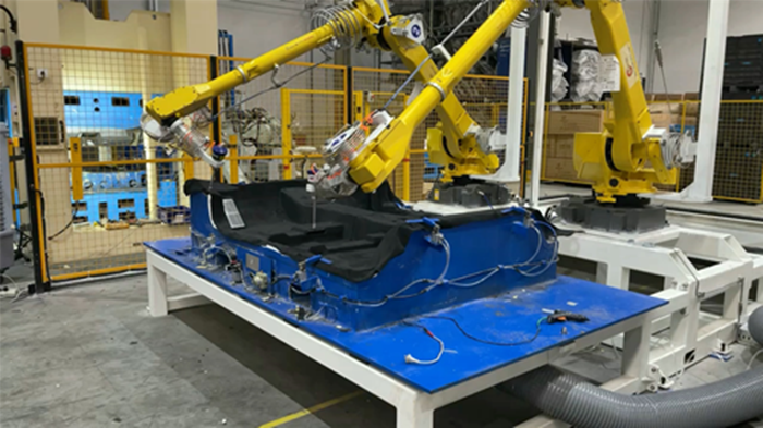 Máquina robótica de corte a jato de água de alta eficiência com função avançada de corte de braço robótico
