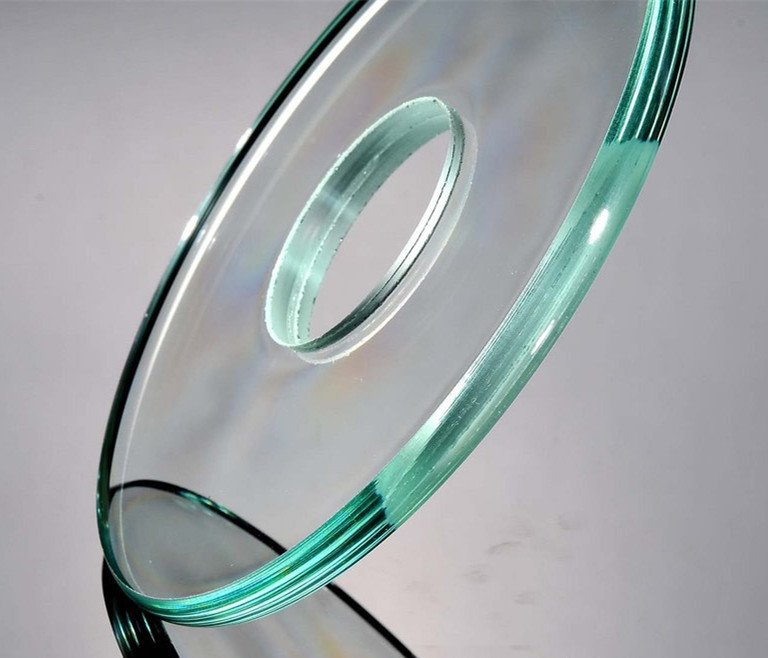 Corte de jato de &aacute;gua de vidro.jpg