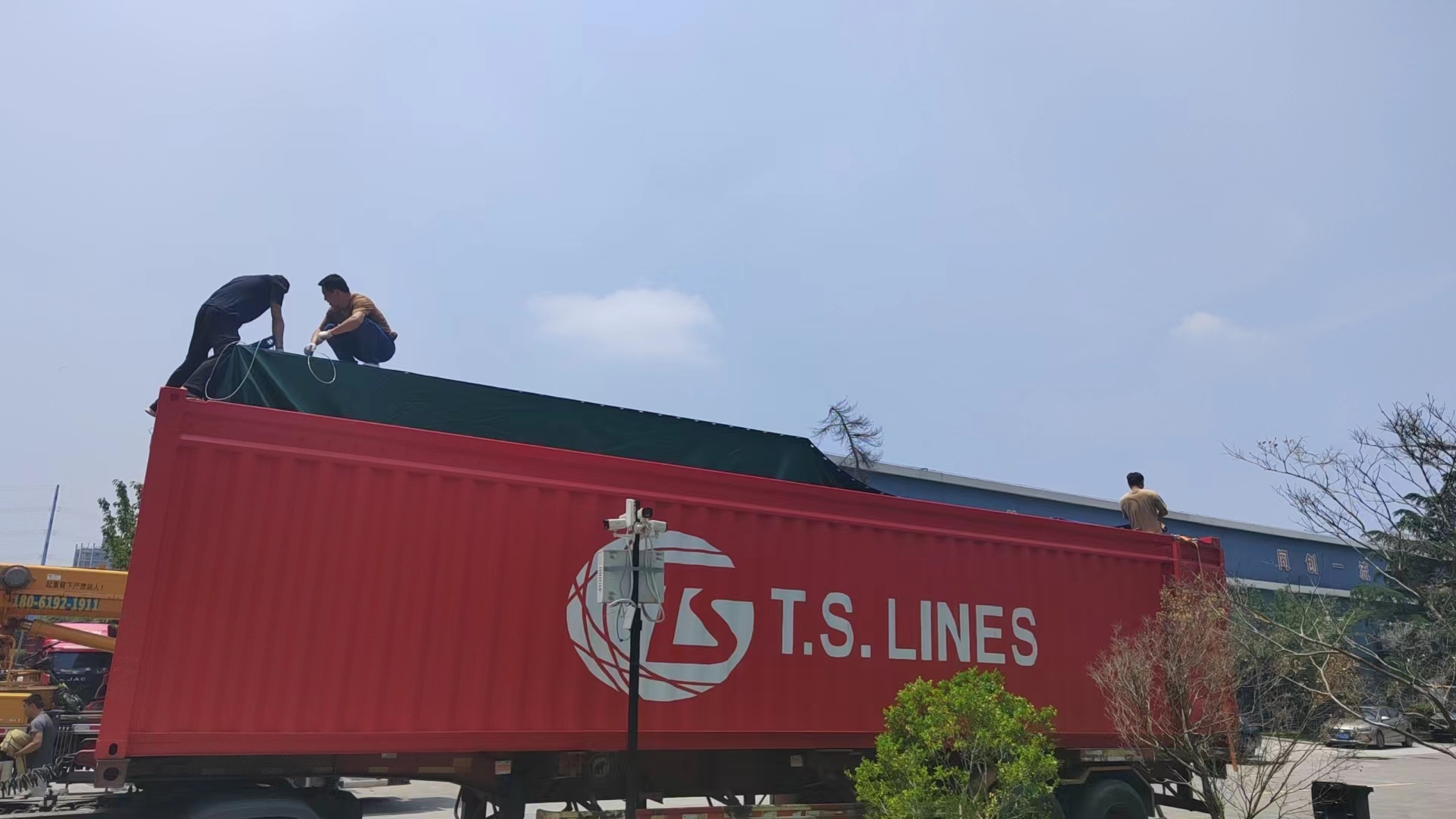 Sistema de WaterJet de robô duplo entregue com sucesso a tailandês